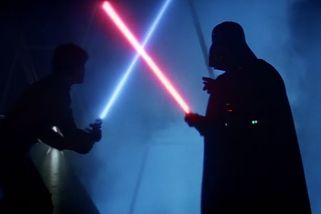 Darth Vader pokořil rekord. Jeho ztracený meč se prodal za 75 milionů korun - Seznam Zprávy