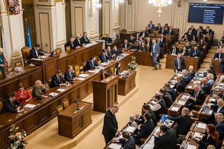 Dočkáme se už toho, aby politici začali pracovat pro lidi? – faei.cz