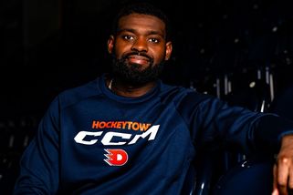 Pardubice mají gólmana z NHL. Už jsem zkusil goulaš i vepřové, směje se - Seznam Zprávy