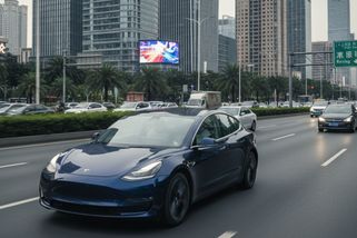 Elektromobily ve městě: Proč se vyplatí přesedlat na elektřinu