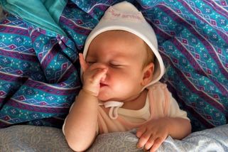 Oblíbená křestní jména, která jsou v Česku zakázaná: Rodiče obchází zákony pomocí cizích jazyků - Médium.cz