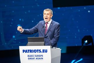 Evropa se obává, že Česko půjde nedemokratickou ce...