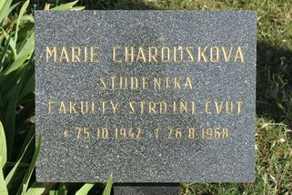 Chtěla odevzdat diplomku. Marii Charouskovou zastřelil sovětský voják, bez důvodu a bez trestu - Médium.cz