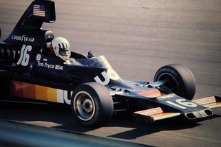 Jedna z nejděsivějších nehod ve Formuli 1: Toma Pryce zabil odmrštěný hasicí přístroj - Médium.cz