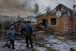 Na Donbase přituhuje. Vlaky lásky a života stojí kvůli vraždícím ruským dronům - Novinky