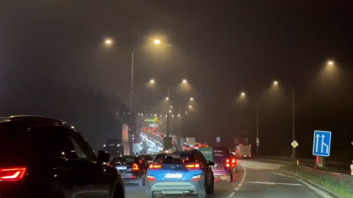 Doprava v Praze kolabovala. Jeďte radši metrem, vyzval dopravní podnik - Novinky