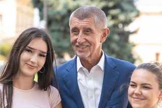 Nejen senioři. ANO teď začíná bodovat i u mladých - Novinky