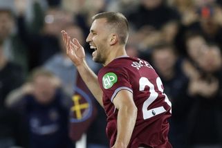 Souček se po trefě dotáhl v čele tabulce střelců Čechů v Premier League na Bergera - Sport.cz