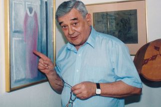 Byl třikrát ženatý se dvěma manželkami. Josef Vinklář prý kradl role, tajil rakovinu a chtěl dožít v Kanadě