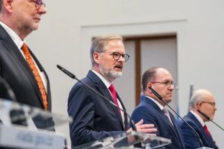 Fialova vláda ve středu rozhodne, zda pošle rozpočet. Posypte si hlavu popelem, vzkazuje Schillerová - Echo24.cz