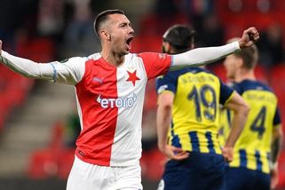 Slavia slaví v Konferenční lize postup! Sparta padla i v Bělehradě a končí - Sport.cz