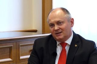 Michal Hašek je zpět na vnitru, stal se komisařem - Seznam Zprávy