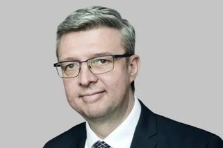 Ukrajinské vlajky z veřejných institucí sundáme, ř...