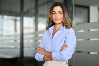 Ředitelka marketingu Veronika: Bydlíme v domě u rodičů a máme se dobře. Ke všemu jsme se dopracovali sami a od píky - Proženy.cz