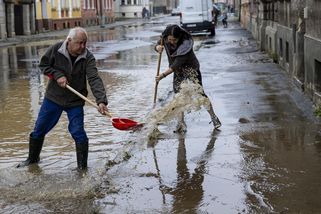 Necelý rok po ničivých povodních: škody jsou stále patrné, potřeba budou ještě miliardy - Novinky