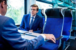 Rychlovlak v Česku už za tři roky, básní ministr Kupka. Zatím ale žádnou závratnou rychlostí nepofrčí - Novinky