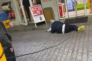 Muž v Plzni napadl čerpadlářku. Dva řidiči zakročili a agresora svázali hadicí od kompresoru