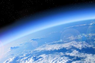 Vědci varují, že Země je kvůli lidem jednou nohou za hranicí katastrofy - Seznam Zprávy