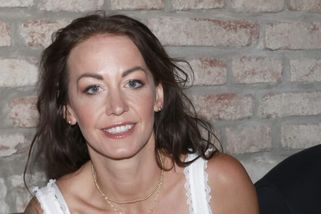 Roztomilá momentka z Turecka. Agáta se snažila o smyslné fotky v plavkách, Rozárka vyzbrojená rukávky se jí připletla do záběru