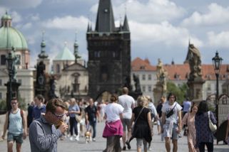 Daleko od letiště, blízko válce. Hoteliér říká, čím Praha vyhání turisty - Seznam Zprávy