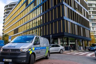 Policie obvinila v kauze zakázek VZP 13 lidí, mimo jiné za úplatkářství - Seznam Zprávy