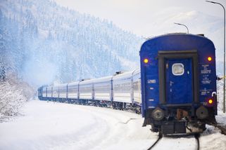 Zimní pomoc občanům Ukrajiny bude zahrnovat i bezplatné cestování na železnici - Zdopravy.cz