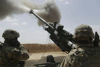 USA dále navyšují produkci dělostřelecké munice - Novinky