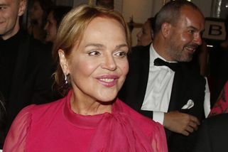 Vánoční stromeček Dagmar Havlové nebylo jednoduché ustrojit. Doslova přetéká ozdobami