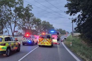 Čtyři mrtví po nehodě u Dvora Králové nad Labem - Novinky