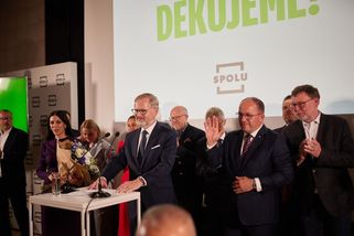 Komentář: Končící vládní strany by neměly nechat Babiše v objetí extrémů - Seznam Zprávy