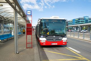 Kolik bere řidič autobusu v Rakousku a kolik v Česku? Rozdíl je propastný - MotorGuru.cz