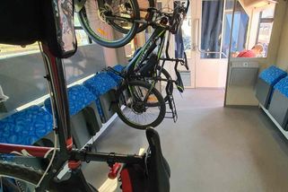 Riziko elektrokol je minimální, nikoho omezovat nebudeme. Kraj se postavil proti snaze zakázat přepravu v PID - Zdopravy.cz