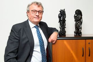 Evropa přichází o schopnost konkurovat. Nevedou ji ti nejlepší, říká Dlouhý