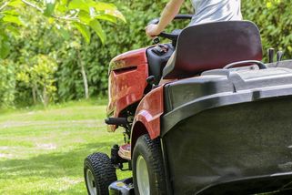 Klid a mír na vesnici? Iluze, na kterou doplatil i Petr Kellner - Médium.cz