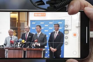 Útoky člena ODS na novináře. Mediální organizace to kritizují, strana k tomu mlčí — HlídacíPes.org