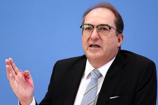 Po chalífátu tu nikdo volat nebude. Německo rozprášilo islamistické sdružení - Novinky