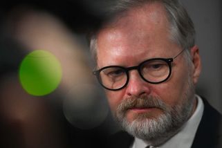 Kritika rozpočtu ze strany ANO má zakrýt, že sami žádný návrh nemají. Nechtějí dále šetřit, míní Fiala