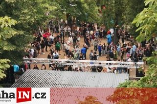 prahain.cz/zivot-ve-meste/zahajeni-prague-pride-bylo-nejsmutnejsi-v-historii-24138.html