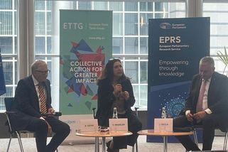 Gates se setkal se Síkelou. Miliardář v Evropě shání peníze na očkování - Seznam Zprávy