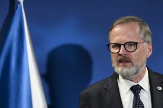 ON-LINE: SPD si předsedu Sněmovny nezaslouží, řekl Fiala. Zmínil nechutné útoky na Pekarovou