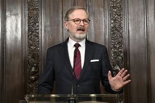 Fiala: Mezinárodní řád prochází největší změnou od pádu komunismu - Novinky