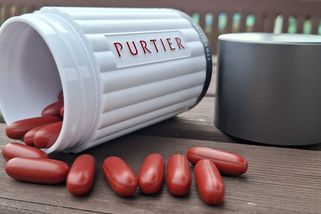 Klamavý prodej pilulek vynáší 700 milionů měsíčně. Nezastavíme se, říká ředitel - Seznam Zprávy