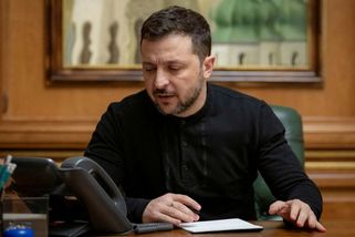 Zelenskyj: Rusové zabíjí naše lidi. Nemůžu jen tak říct, že Putin je skvělý - Novinky