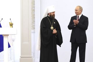 S metálem od Putina se usadil v Česku. Teď se o vlivného kněze zajímá vláda - Seznam Zprávy