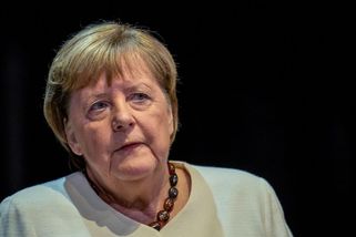 Merkelová se pustila do svého nástupce v CDU. Nelíbí se jí zpřísnění migrační politiky s pomocí AfD - Novinky