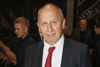 Jan Kraus se nevhodně navezl do Sáry Donutilové. Od lidí pak schytal pořádnou kritiku - Médium.cz