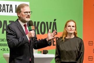 Nemám otázku, chci vám říct, co si myslím o vás a vaší vládě. Mladík Jakub překvapil Fialu osobní zpovědí, premiér ani nedutal