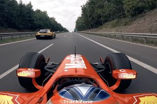 Policie se zabývá případem formule, která jela po dálnici D4 - Seznam Zprávy