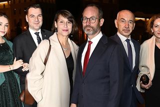 Politici ukázali drahé polovičky