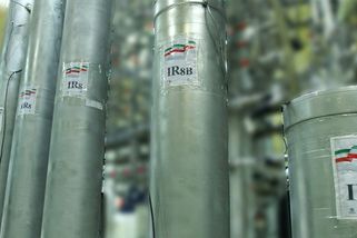 Írán volí mezi řadou špatných možností reakce na útok. Ani nedělat nic ale nezaručí bezpečí, říká expert